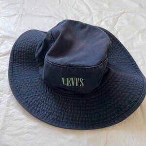 Levis Bucket hat navy blue green logo big brim beach nautical levi's